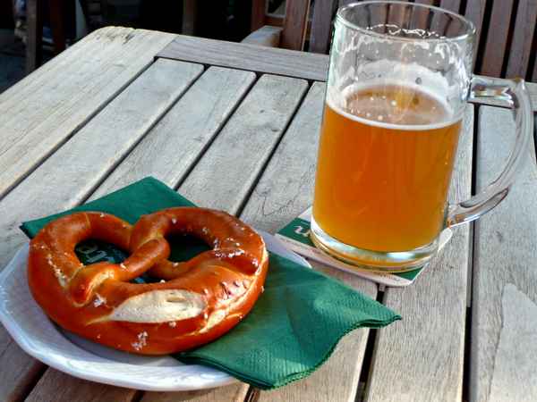 Bier und Brezel