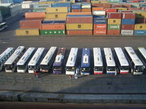 Im Hafen von Muskat