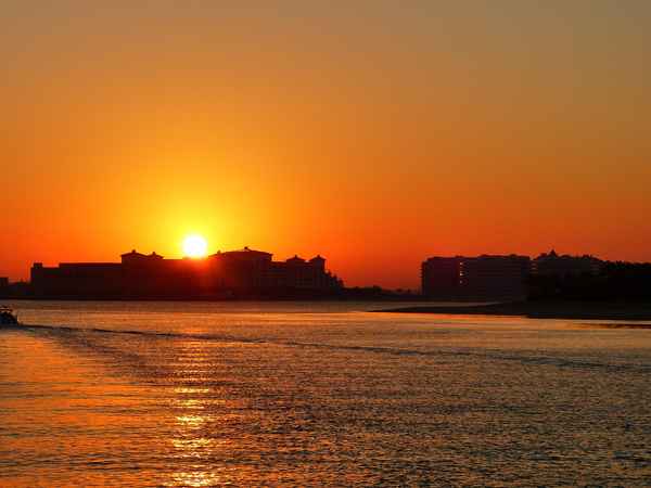 Sonnenaufgang in Dubai