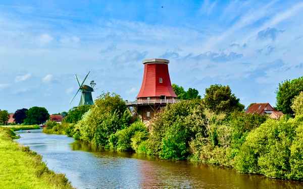 Zwei M&uuml;hlen in Krummh&ouml;rn