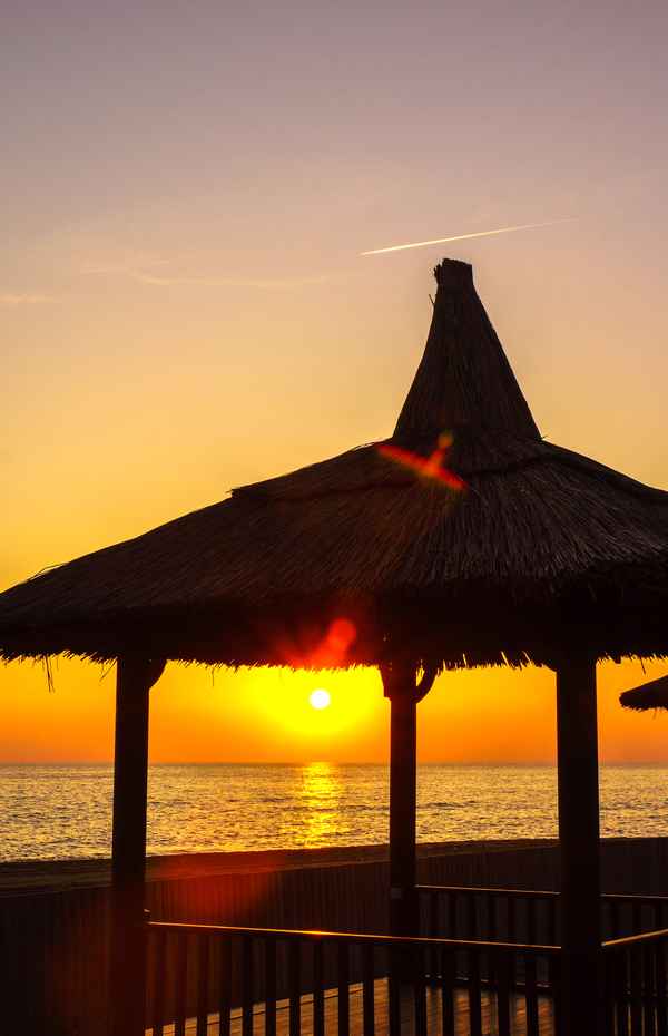 Sonnen-Tempel in der Abendsonne_hoch