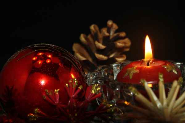 Kerze und Sterne