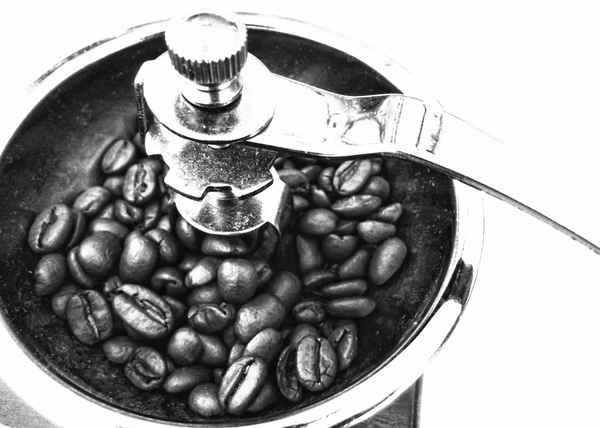 Kaffeemühle mit Kaffeebohnen