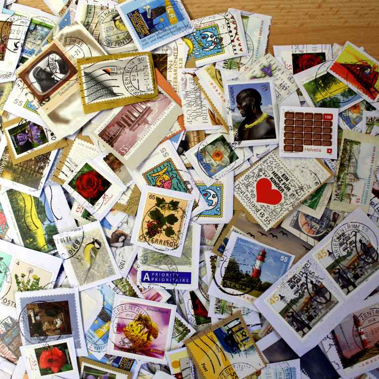 Fleißiger Briefmarkensammler