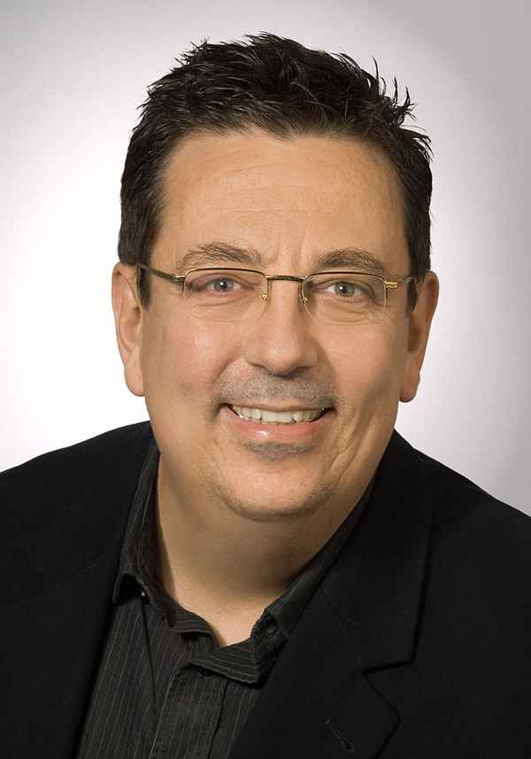 Der Beziehungsdoktor Bernhard Sattler