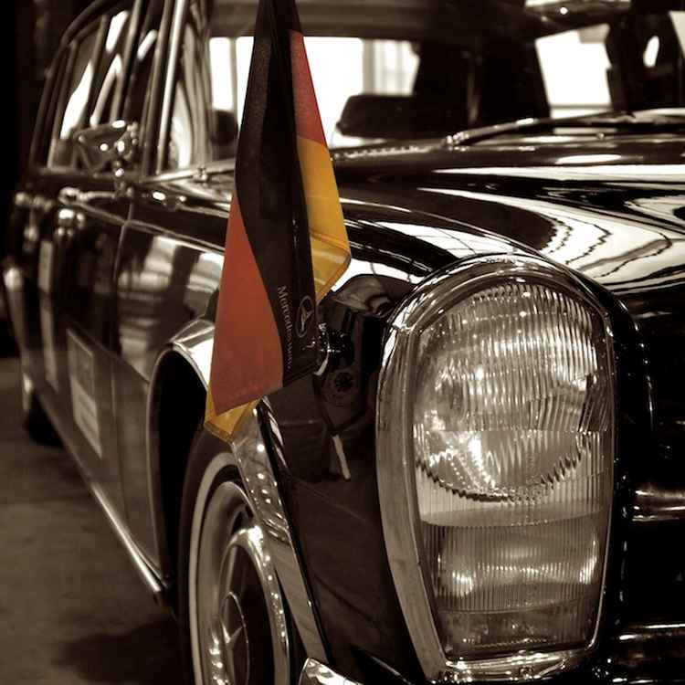 Mercedes-Limo-60ziger