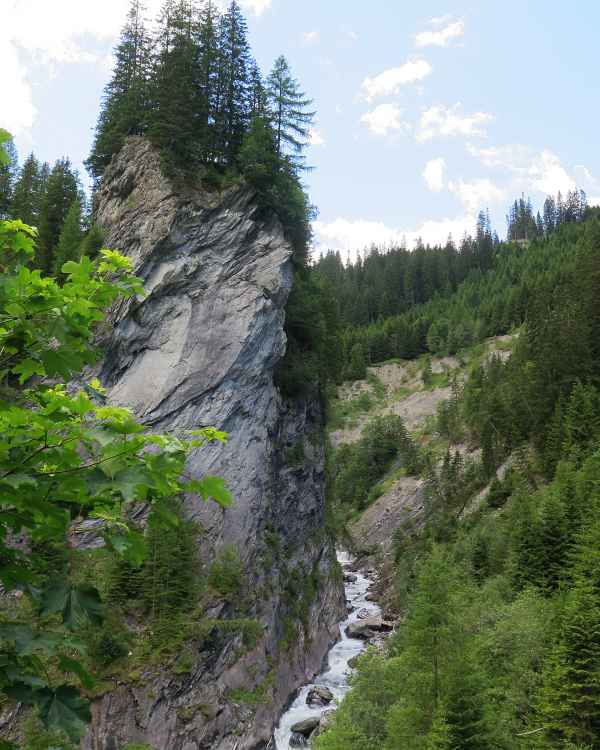 Wildromantisches Calfeisental