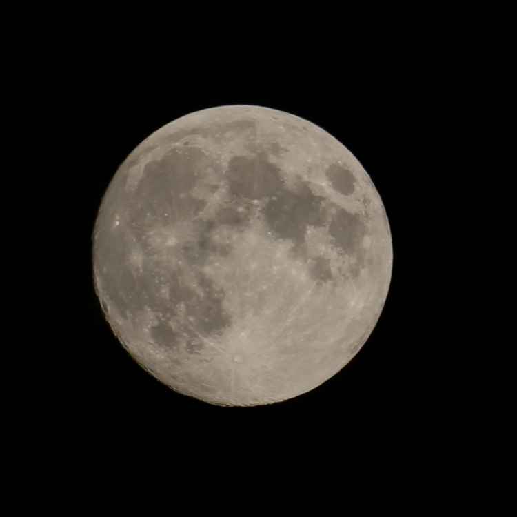 Der Mond