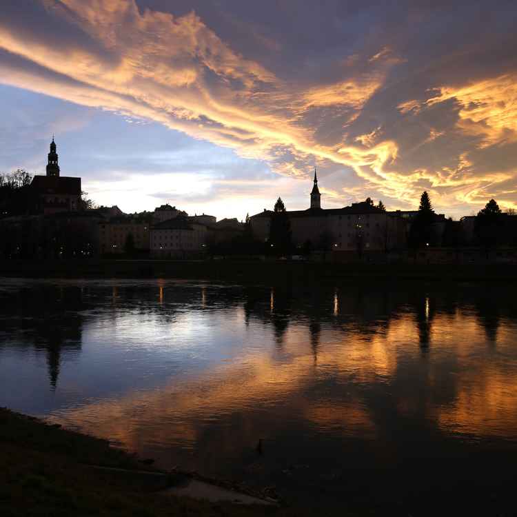 Wolkenspiele an der Salzach