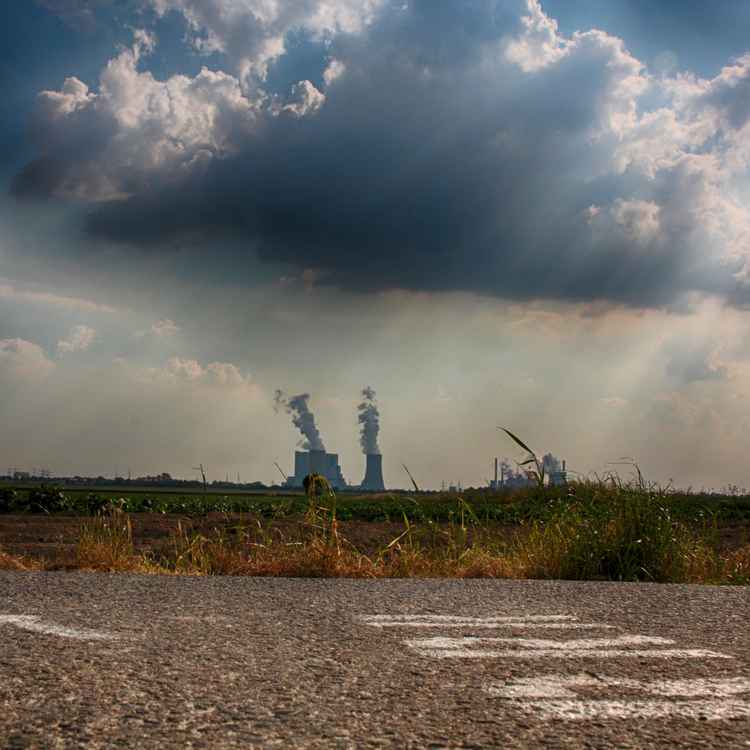 Zwei Generationen Kraftwerke