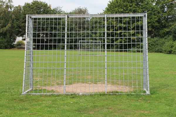 Leerer Fussballplatz