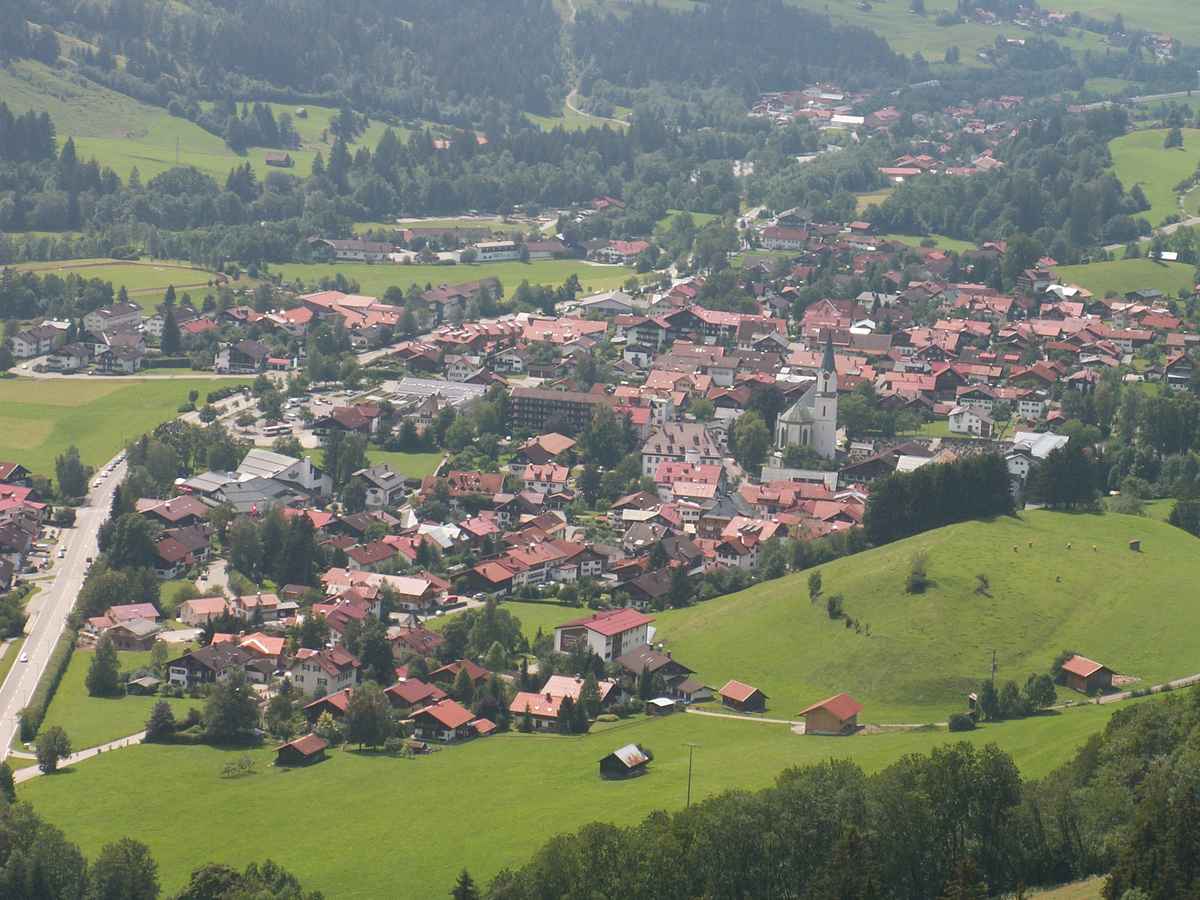 Blick auf Hindelang...