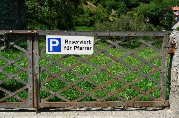 Reserviert für Pfarrer