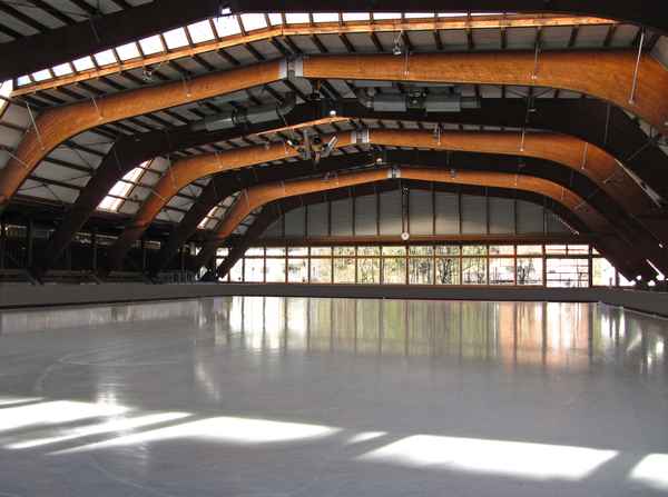 Eislaufhalle ohne Personen