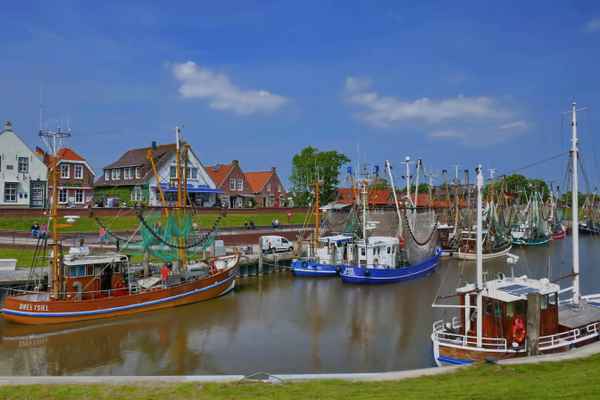 Am Hafen von Greetsiel