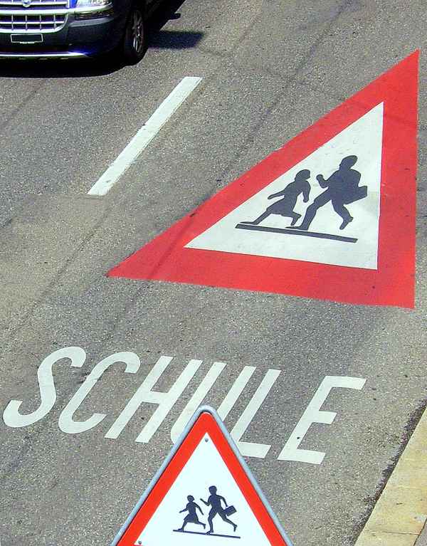 Achtung Kinder !