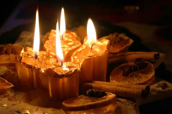 4 Stück zum Feiertage