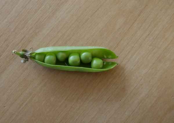 Erbsen in der Schote