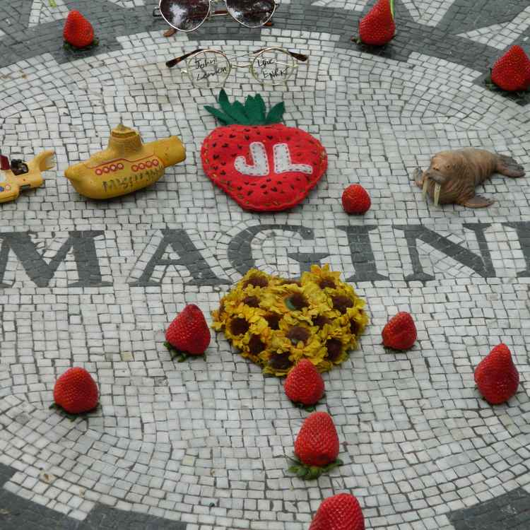 John Lennon-Gedenkstätte, Central Park West