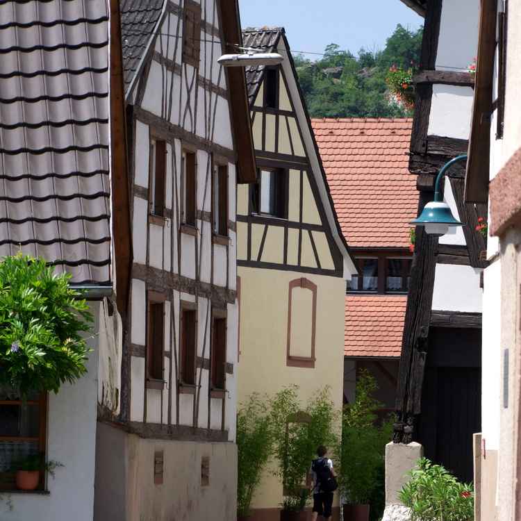 Istein, Hauptstrasse