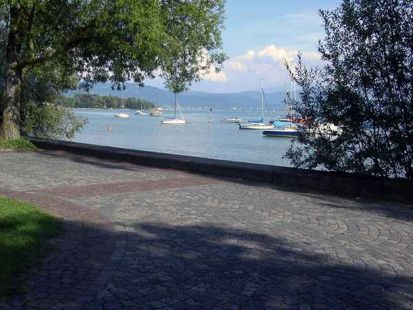 Blick auf den See bei Wasserburg