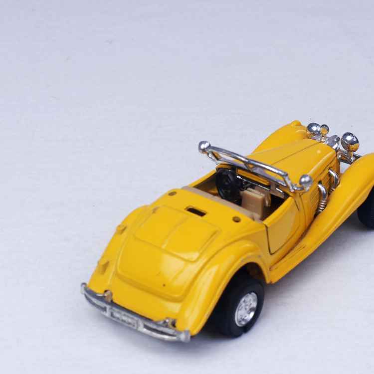 Gelber Flitzer 5