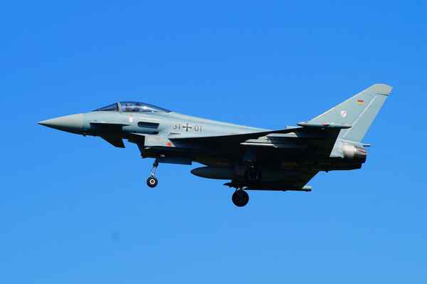 Ef Eurofighter landet