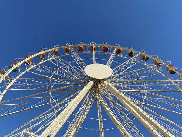 Riesenrad auf Markt / Foto: Alexander Hauk