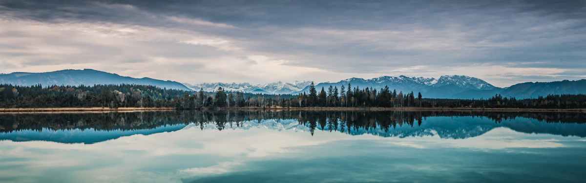 Kirchsee mit Alpenblick