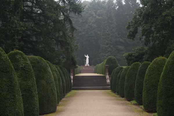 Park und Friedhof in Hamburg
