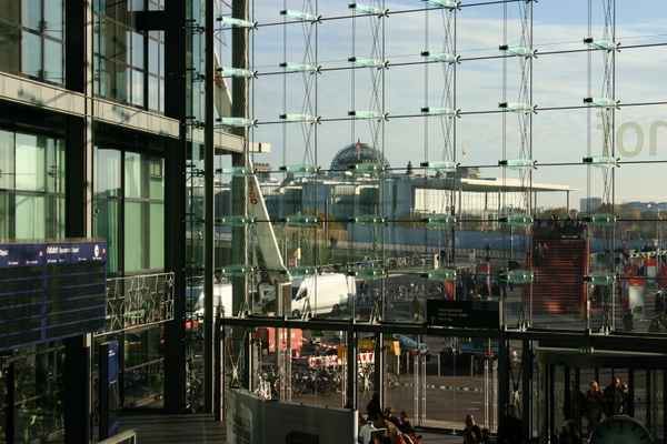 Berlin_Hauptbahnhof01