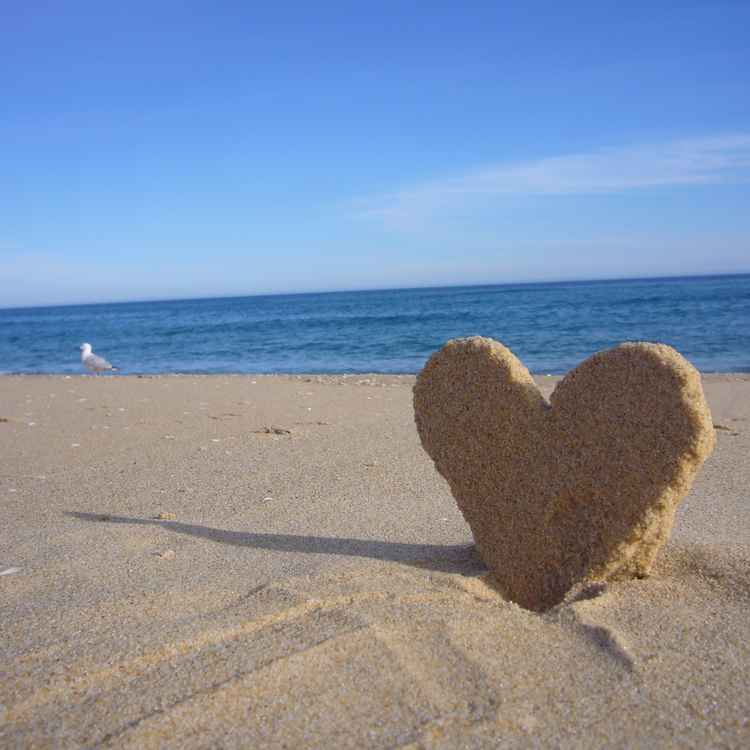 Herz im Sand