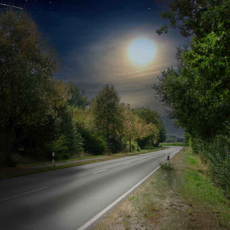 Vollmond &uuml;ber&acute;n Highway