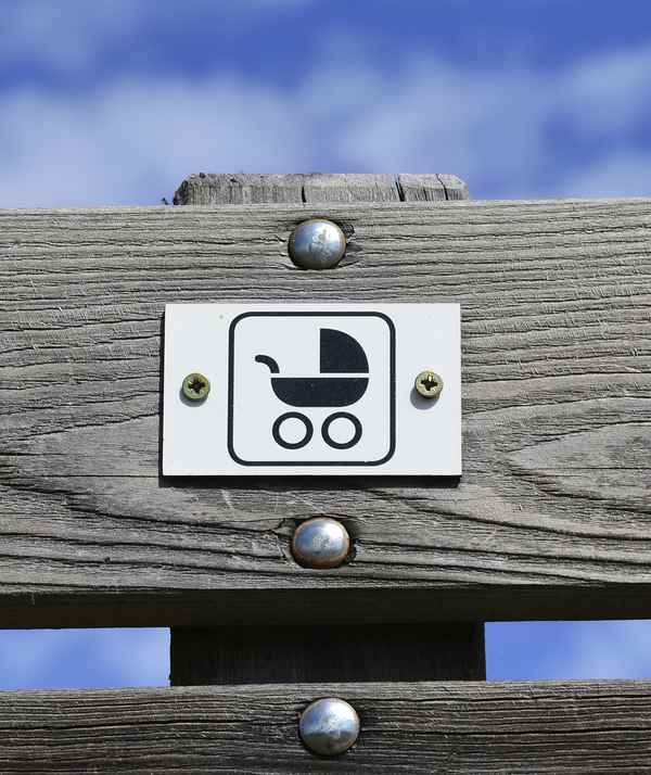 Kinderwagentauglicher Weg