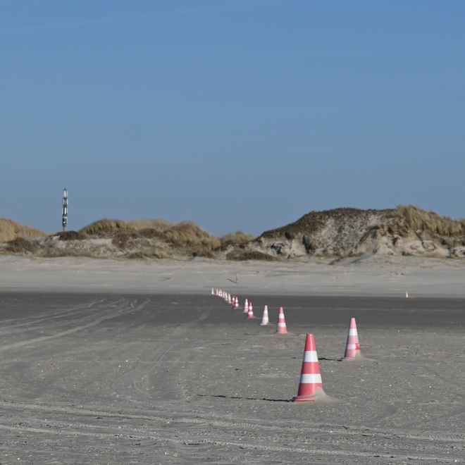 Markierung f&uuml;r die Strandsegler von SPO