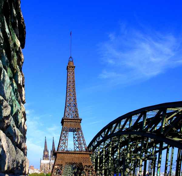 KÖLN GRÜßT PARIS III