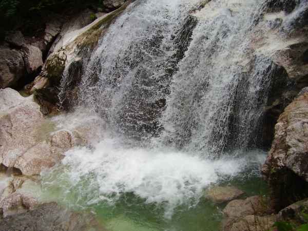Wasserfall in der Pöllatschlucht