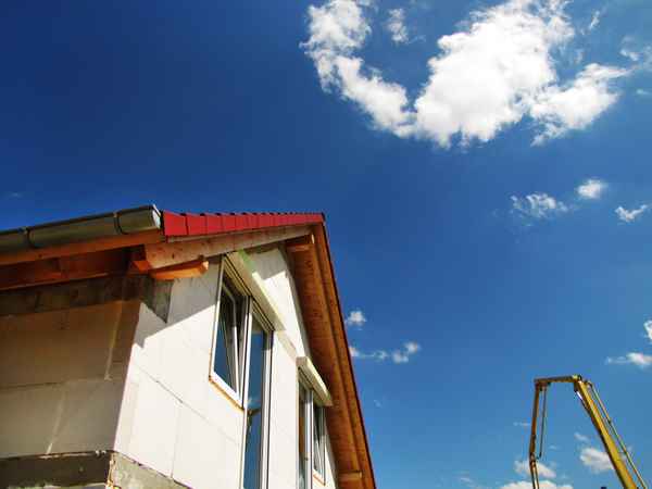 Hausbau - Rohbau mit Betonpumpe