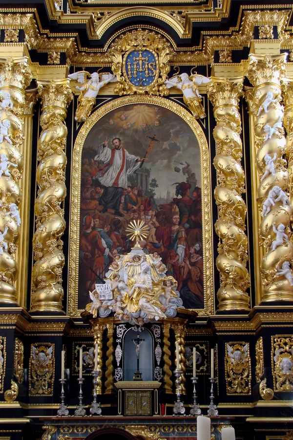 Paderborner Dom,goldener Altar