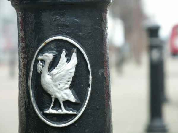 Wartzeichen von Liverpool