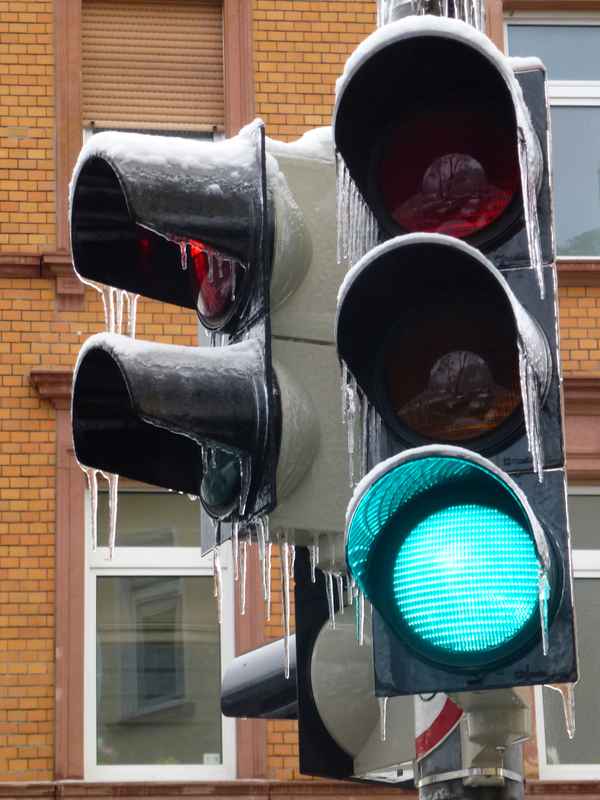 Vereiste Verkehrsampel