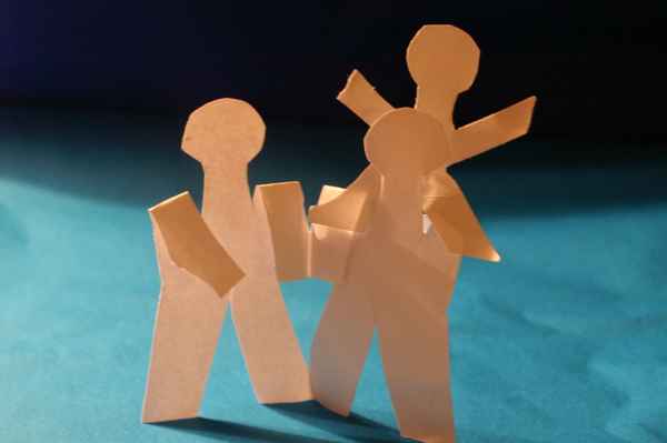 Papierkette - Familie mit 1 Kind/1