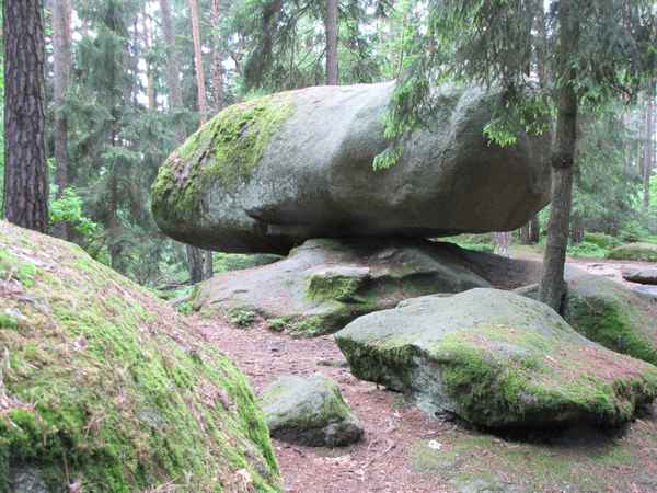 Wackelstein - Granitblock