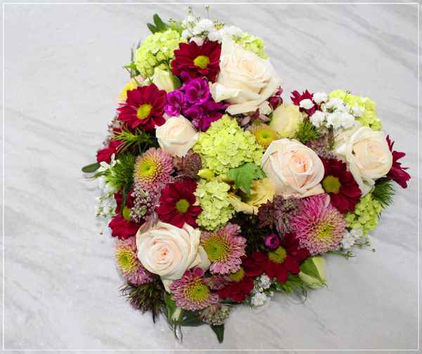 BLÜTENHERZ FÜR MUTTI II