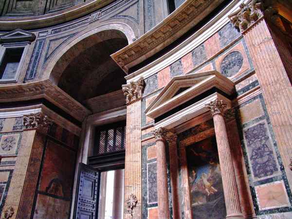 Rom_Pantheon innen mit Portal