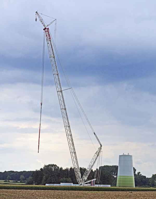 Windkraft-Baustelle . . . .