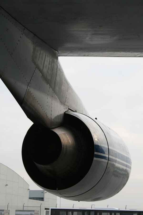 Triebwerk Antonov 01