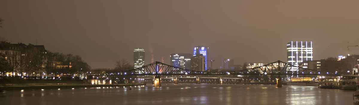 Frankfurt Skyline @ night