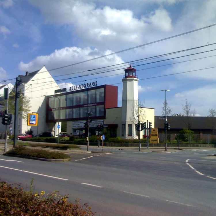 SELF STORAGE