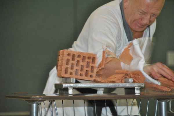 Technik und Kraft führen zum Erfolg